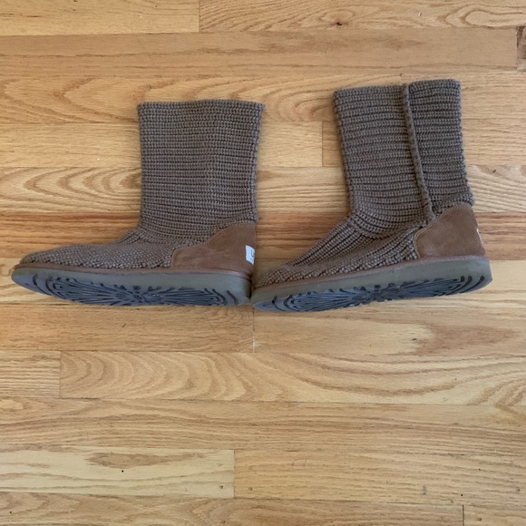UGG Shoes - UGG ankle knit boots